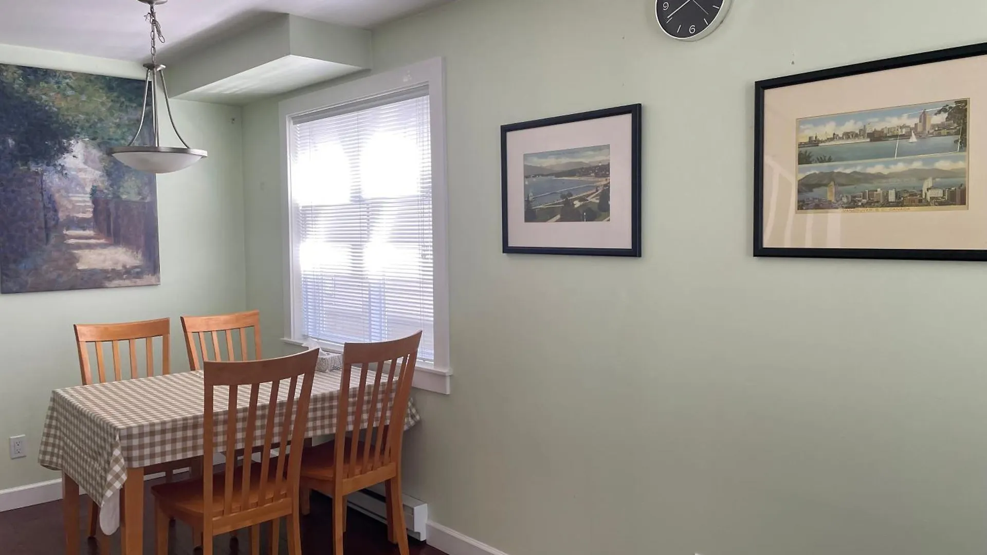 Marine Dr Station Room In A House Vancouver Apartment